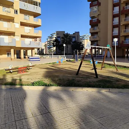 Haven Uitzicht, Bij En Supermarkt Apartment